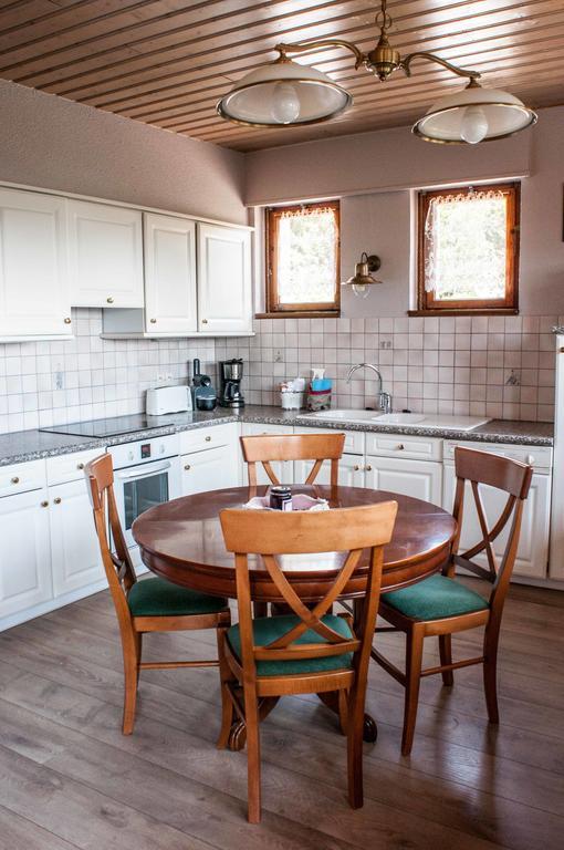 Les Gites D'Adelspach Gites & Spa En Alsace Aubure Room photo